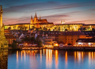 8 Incredible Pictures From The Travel Photographer